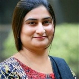 Portrait of Dr. Saira Soroya